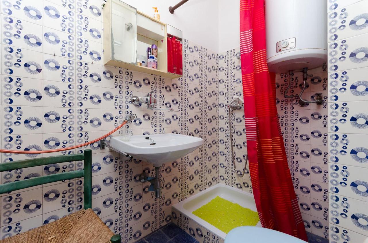 Apartments And Room Luka Кленовица Екстериор снимка