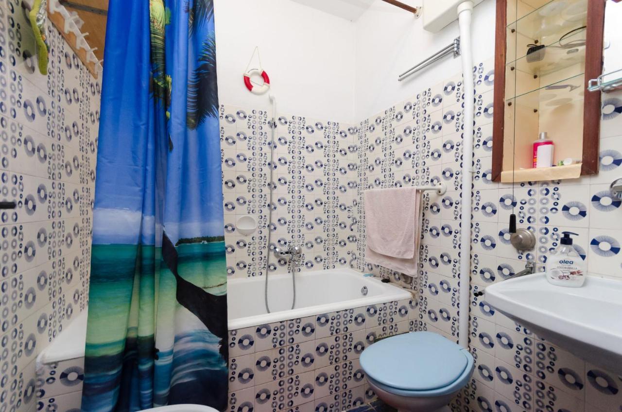 Apartments And Room Luka Кленовица Екстериор снимка
