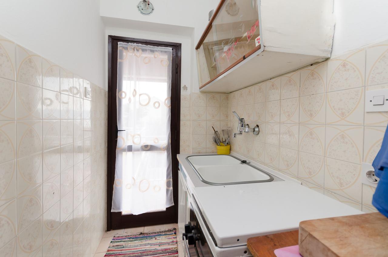 Apartments And Room Luka Кленовица Екстериор снимка
