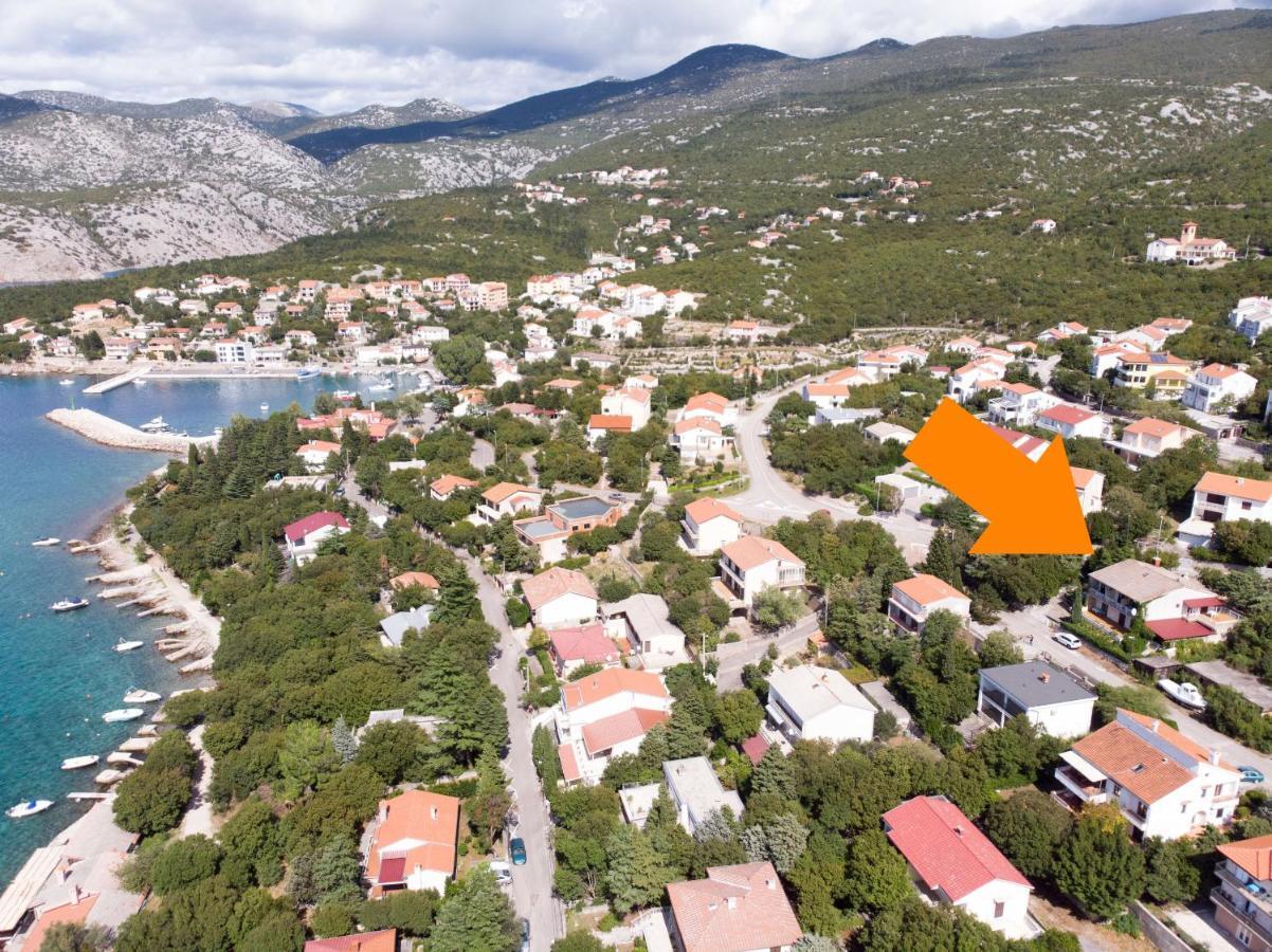 Apartments And Room Luka Кленовица Екстериор снимка